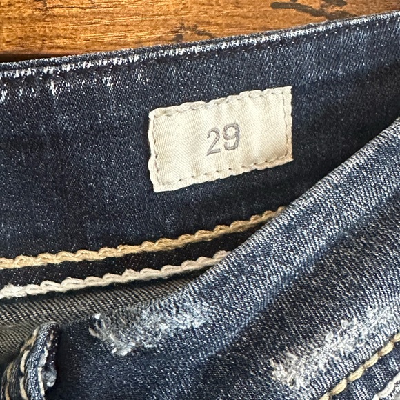 BKE Sabrina Bermuda Denim Shorts - Picture 10 of 14